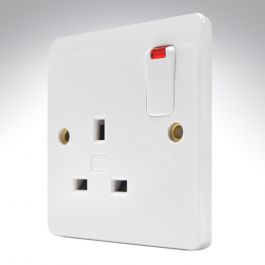 MK Logic K2657WHI Single Socket + Neon | Socket World